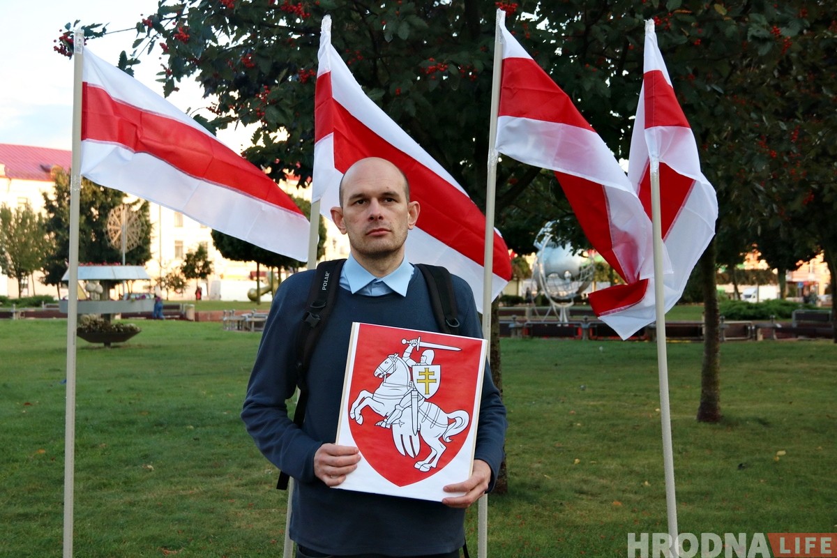 Выбары 2019: у цэнтры Гродна нагадалі пра нацыянальныя сімвалы