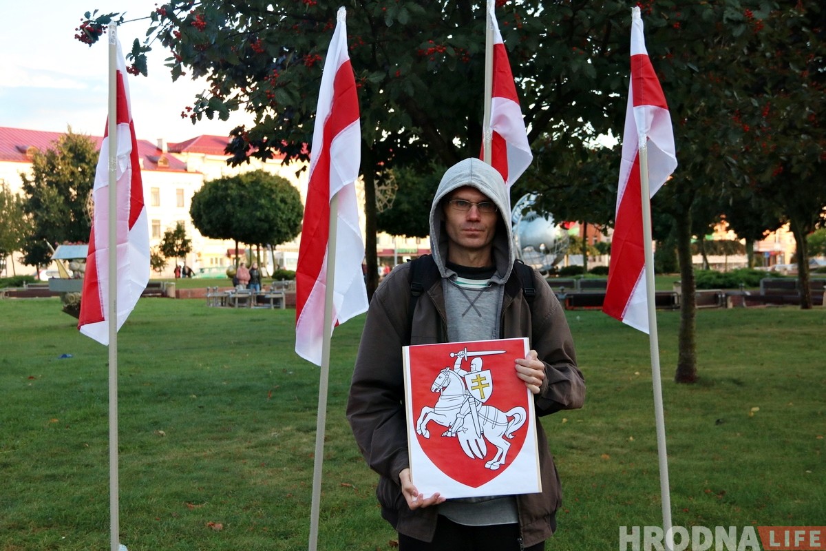 Выбары 2019: у цэнтры Гродна нагадалі пра нацыянальныя сімвалы