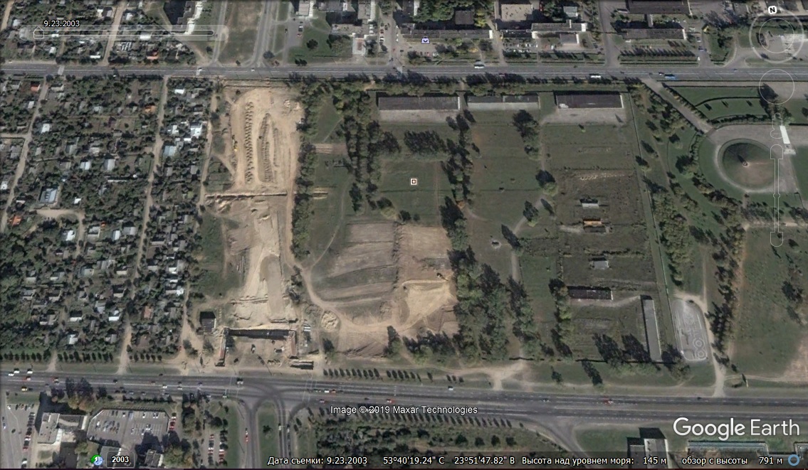 Першыя гіпермаркеты, рэканструкцыя Савецкай, новы стадыён і барацьба з азеляненнем: як забудоўваўся Гродна