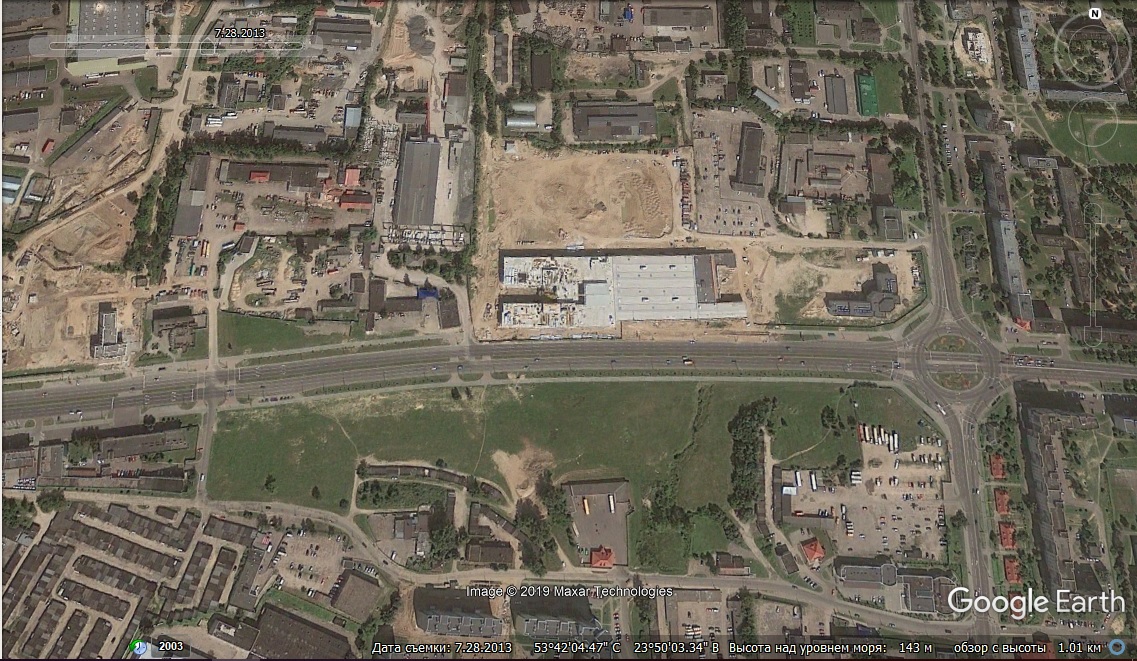 Першыя гіпермаркеты, рэканструкцыя Савецкай, новы стадыён і барацьба з азеляненнем: як забудоўваўся Гродна