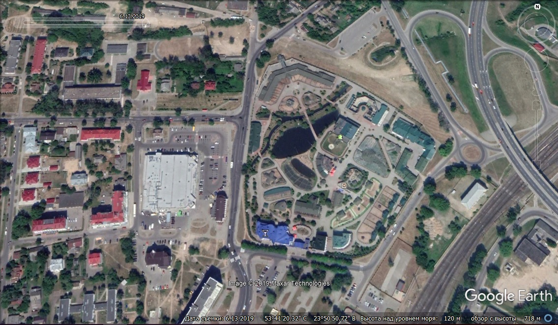 Першыя гіпермаркеты, рэканструкцыя Савецкай, новы стадыён і барацьба з азеляненнем: як забудоўваўся Гродна