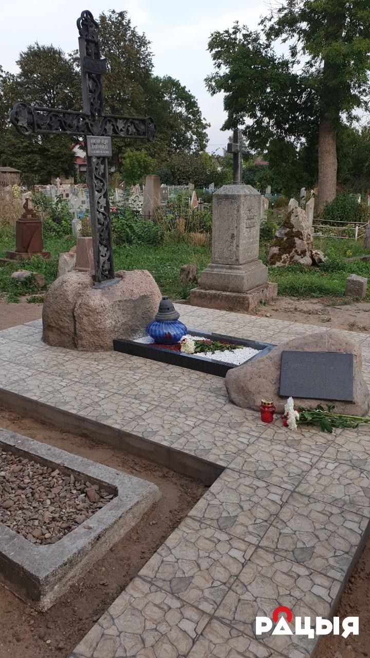 У Свіслачы аднавілі помнік на магіле брата Кастуся Каліноўскага У Свіслачы аднавілі помнік на магіле брата Кастуся Каліноўскага