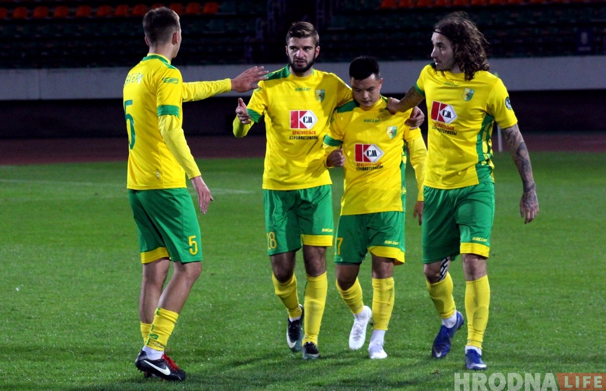 Прыклалі ўсе сілы, але прайгралі: ў "Заходнім дэрбі" зноў мацней "Дынама"