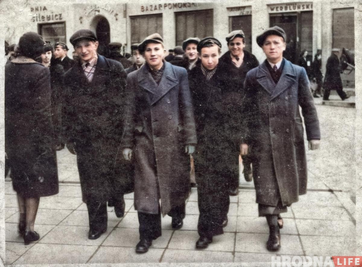 Каляровы Гродна 1930-50-х: працягваем размалёўваць чорна-белыя фота гродзенцаў Каляровы Гродна 1930-50-х: працягваем размалёўваць чорна-белыя фота гродзенцаў