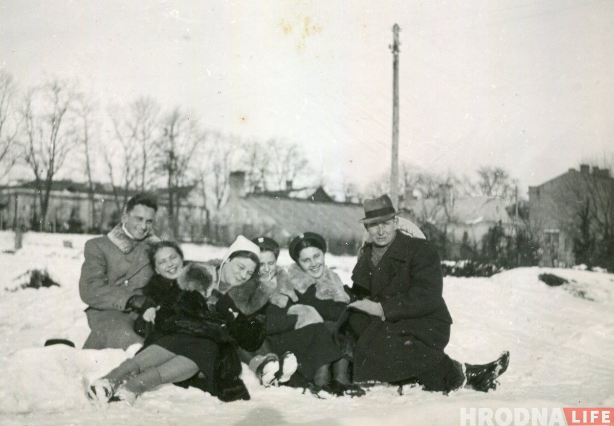 Гродна і гродзенцы: публікуем чарговы фотаархіў гараджан 1930-40-х гадоў Гродна і гродзенцы: публікуем чарговы фотаархіў гараджан 1930-40-х гадоў