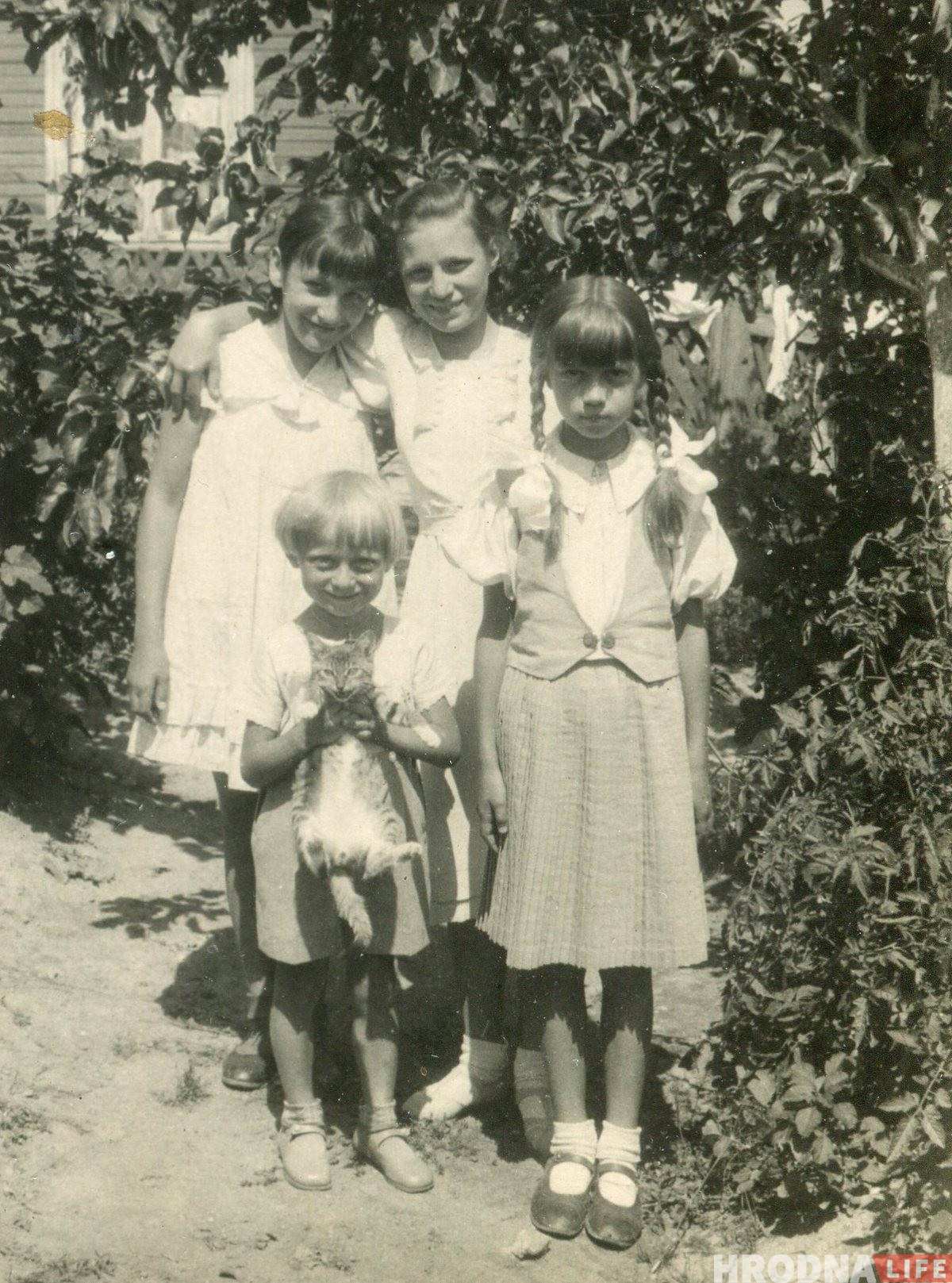 Гродна і гродзенцы: публікуем чарговы фотаархіў гараджан 1930-40-х гадоў Гродна і гродзенцы: публікуем чарговы фотаархіў гараджан 1930-40-х гадоў