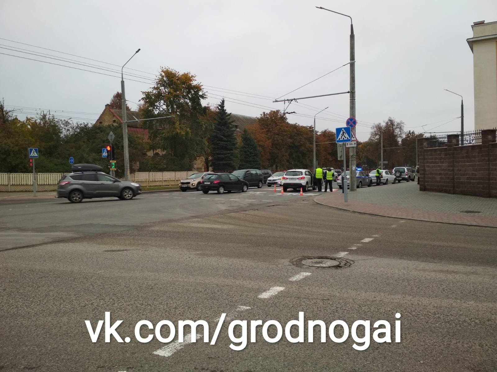 7-летняя девочка попала под машину на пешеходном переходе