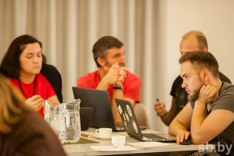 Гродзенскія гісторыкі прыдумалі чат-бот па Другой сусветнай і выйгралі ў міжнародным хакатоне