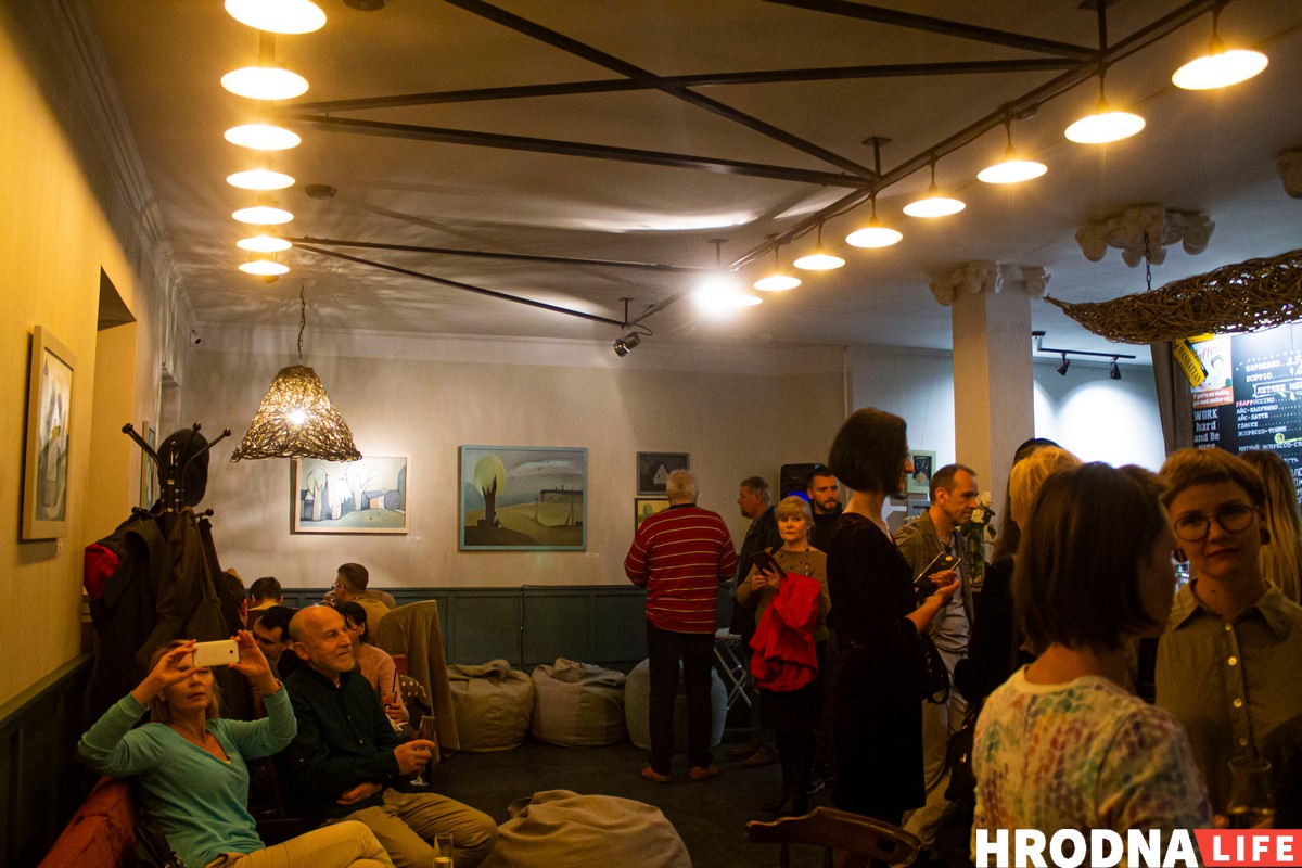 У Гродне з'явілася новая арт-прастора. Там будуць праходзіць выставы арт-прастора AvaCava кавярня кафе арт-пространство