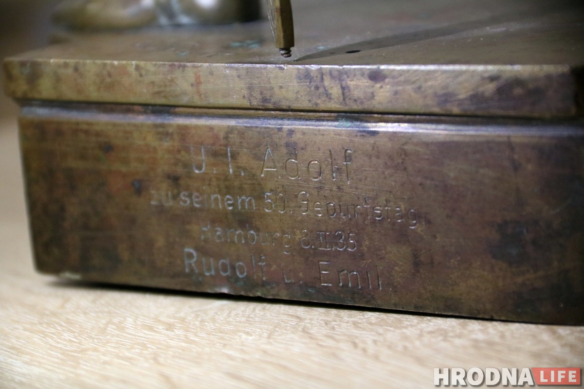 «За хорошую работу». Гродненец показал, что немецкий офицер подарил его прадеду