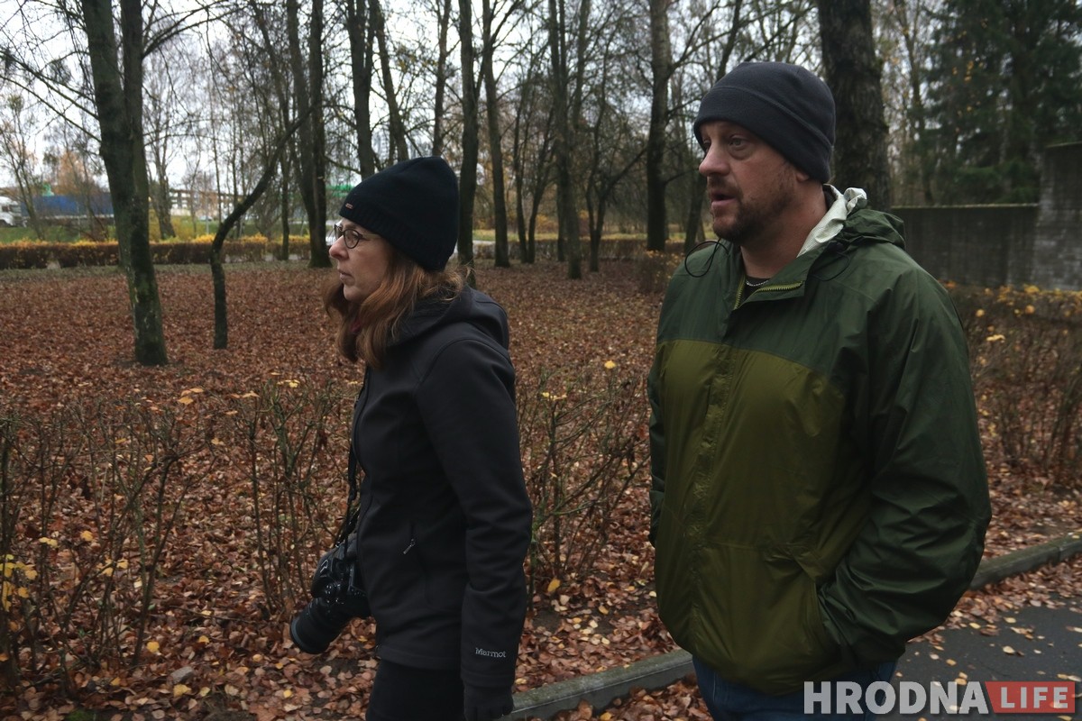 «В Гродно чувствую себя как дома». Потомок выживших узников гетто приехал из США посмотреть город предков