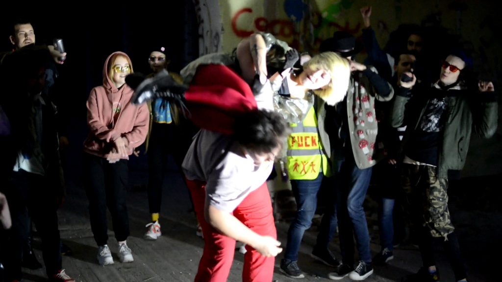 У Гродне знялі кліп для феміністычнага рэп-праекта «Бомба»: там ёсць тверк, фрыкі і барацьба са стэрэатыпамі