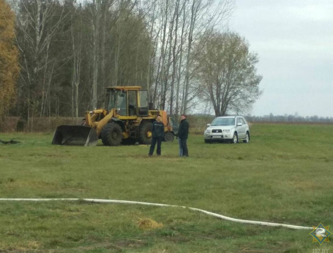 Дзеці гуляліся з запальнічкай і спалілі 100 тон саломы Дзеці гуляліся з запальнічкай і спалілі 100 тон саломы