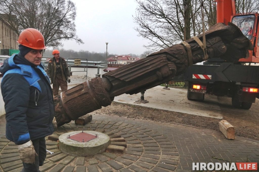 “Ажэшку” хавалі, “турыста” дэмантавалі, а пра Каліноўскага забылі. Як склаўся лёс гродзенскіх помнікаў