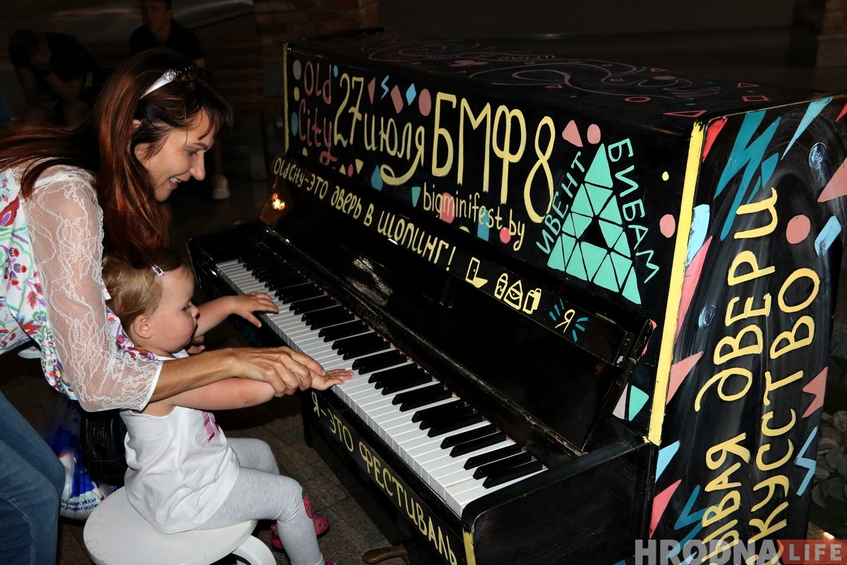 «А дзе ў вас ешыва і сінагога?» Разам з рабінам распавядаем пра знакавыя месцы занёманскай часткі Гродна