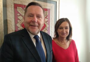 Калядны карп і суп з «вушкамі»: як сустракае Раство сям'я польскага консула ў Гродне корсул Польши Ярослав Ксенжек Яраслаў Ксёнжак