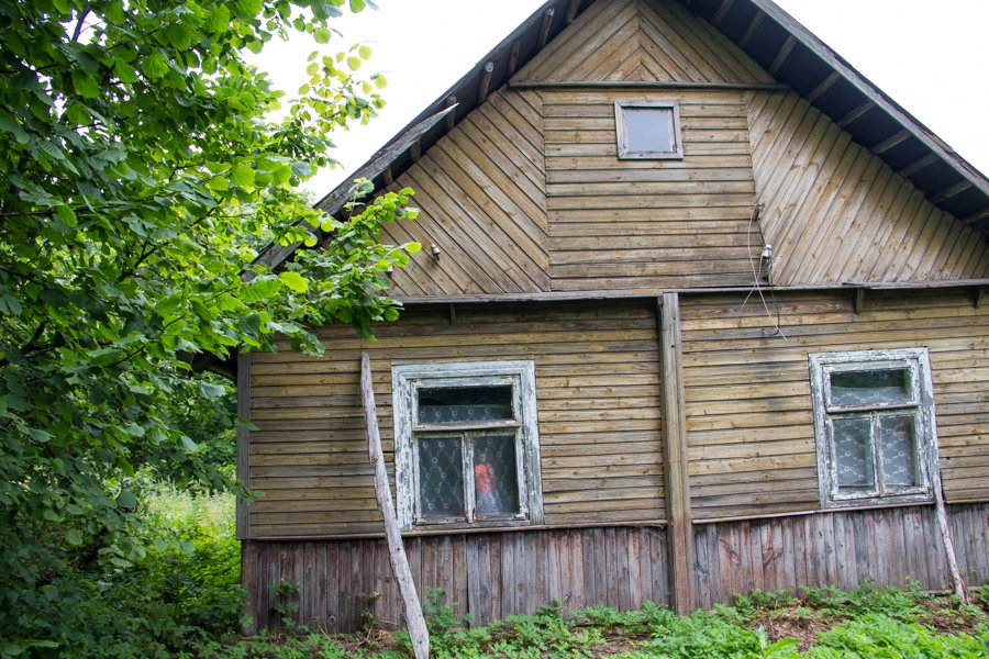 «Дарогі няма, крама зачынілася, але ў горад не паеду». Як жывуць апошнія жыхары выміраючых вёсак пад Гродна «Дарогі няма, крама зачынілася, але ў горад не паеду». Як жывуць апошнія жыхары выміраючых вёсак пад Гродна