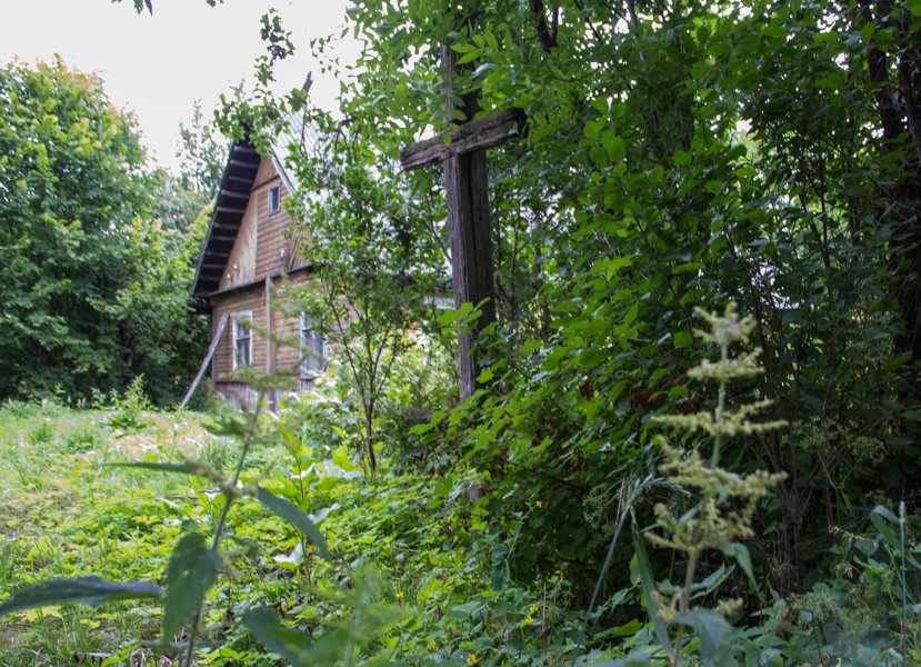 «Дарогі няма, крама зачынілася, але ў горад не паеду». Як жывуць апошнія жыхары выміраючых вёсак пад Гродна «Дарогі няма, крама зачынілася, але ў горад не паеду». Як жывуць апошнія жыхары выміраючых вёсак пад Гродна