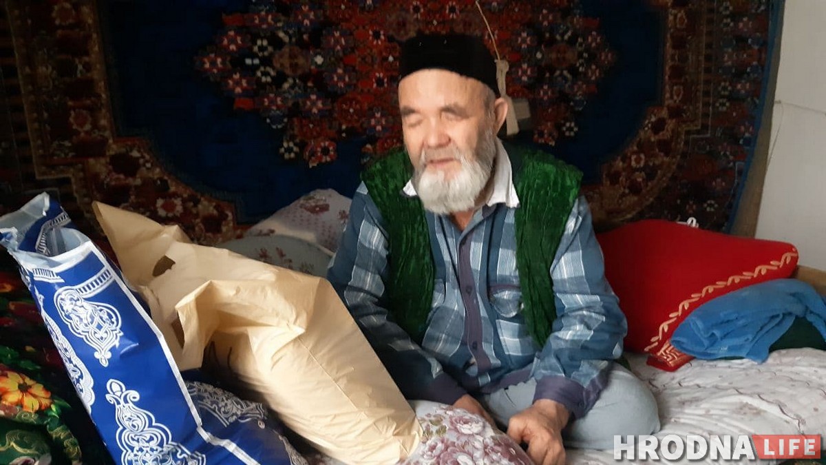 “Осталось только фото”. Автор “записки из танка” ищет девушку, с которой танцевал 50 лет назад