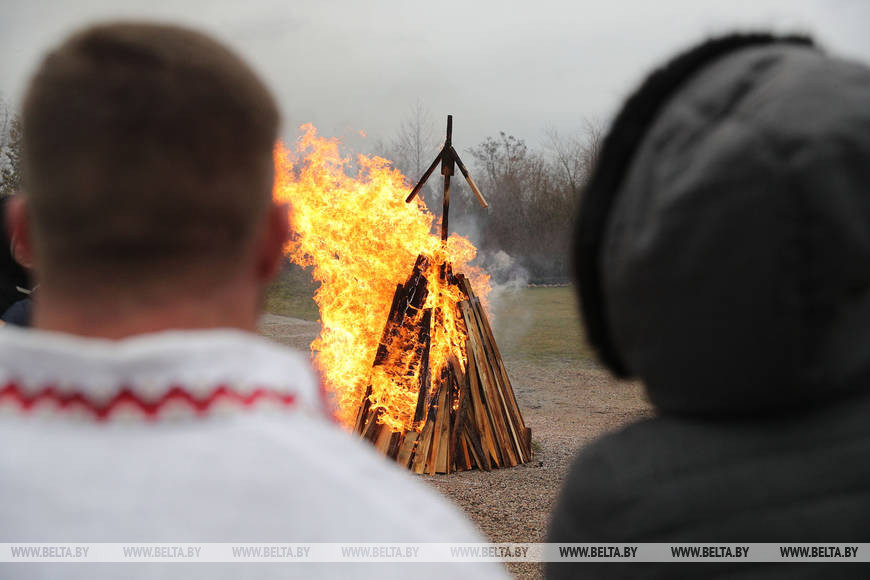 Баба-Яга і бліны на рыдлёўцы. Як у Гродне прайшлі провады зімы Баба-Яга і бліны на рыдлёўцы. Як у Гродне прайшлі провады зімы