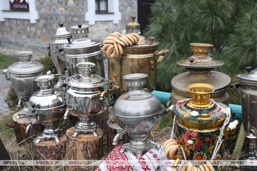 Баба-Яга і бліны на рыдлёўцы. Як у Гродне прайшлі провады зімы Баба-Яга і бліны на рыдлёўцы. Як у Гродне прайшлі провады зімы