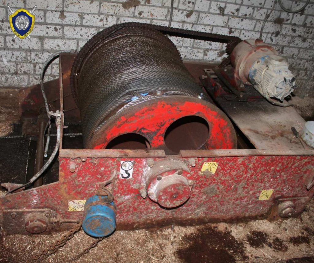 Слесар даставаў тэлефон з працуючага абсталявання і памёр Фота: t.me/skgovby