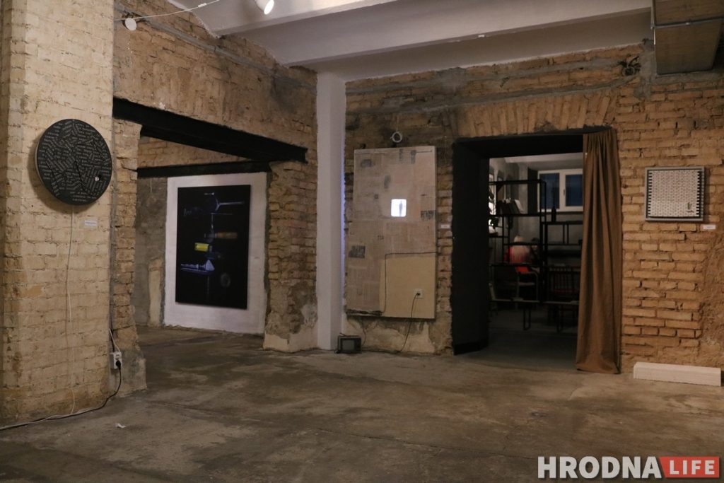 У падвале на Маставой адкрыўся бар "Трэцяе месца" з галерэяй новага фармату