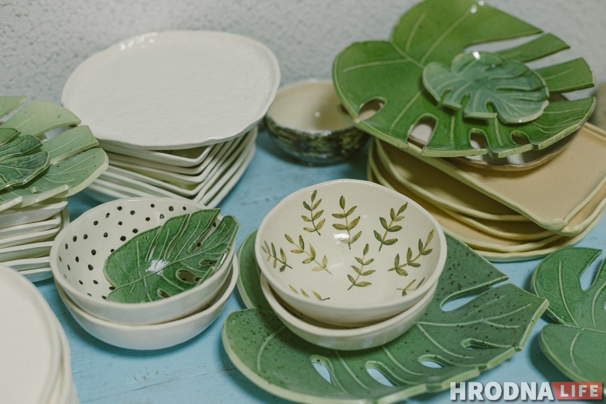 «Прамяняла белы халат на бруд». Гродзененка сышла з медыцыны, каб ляпіць гліняны посуд