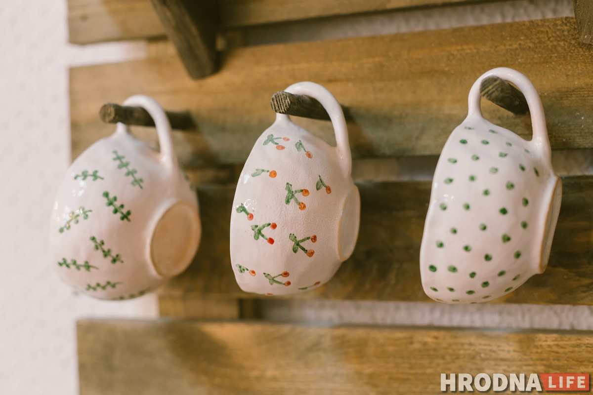 «Прамяняла белы халат на бруд». Гродзененка сышла з медыцыны, каб ляпіць гліняны посуд