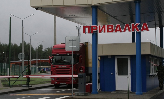 У Беларусі ўвялі 2 тыдні каранціну для тых, хто прыязджае з-за мяжы карантин в Беларуси граница