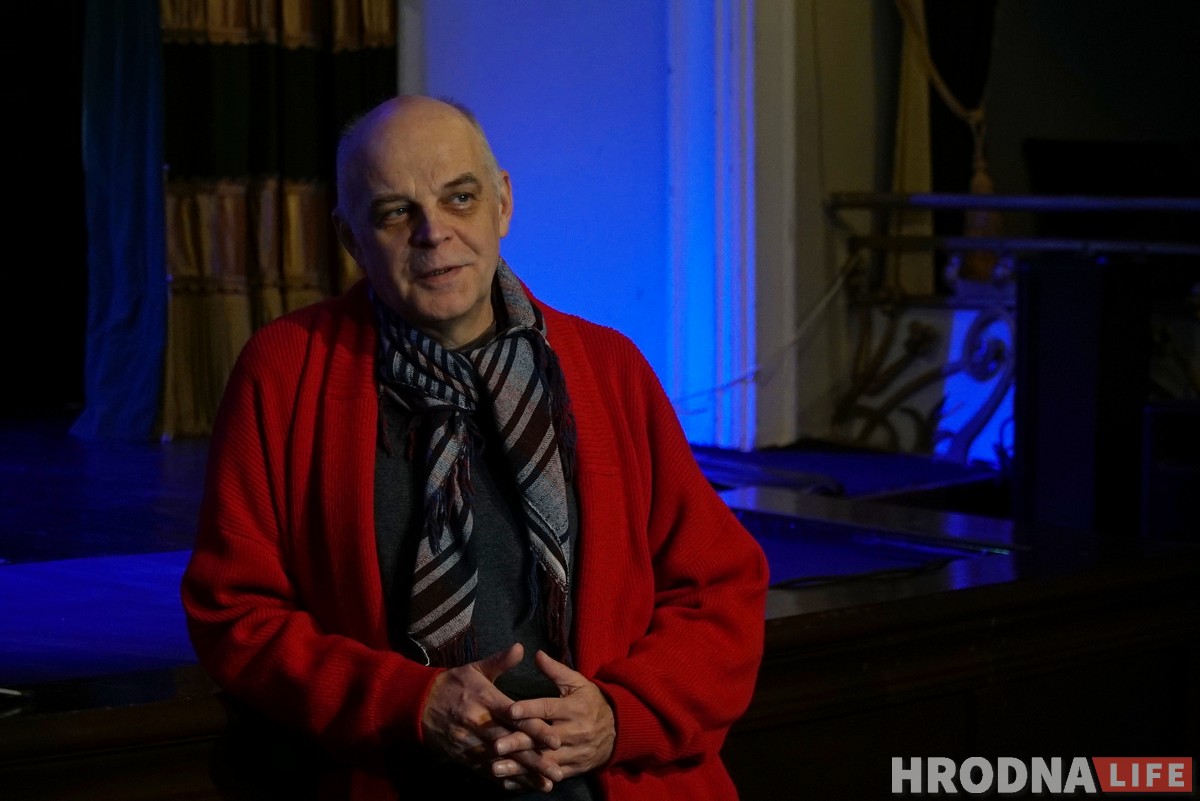 Отправляемся в Африку с кукольным слоном и Аглаей Жюгжда. Театр кукол анонсировал премьеру