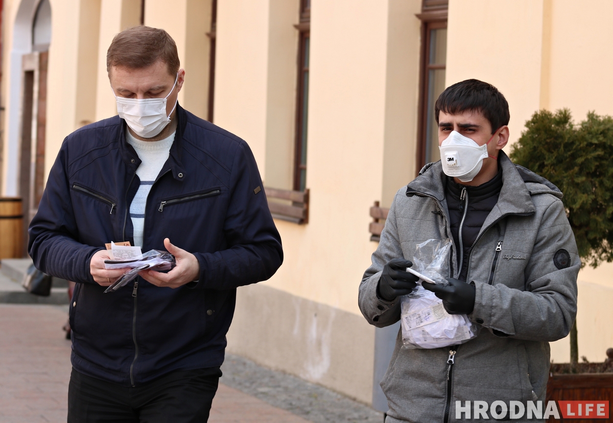 Следы пандемии. Что делать с масками, чтобы не вредить себе и природе Следы пандемии. Что делать с масками, чтобы не вредить себе и природе