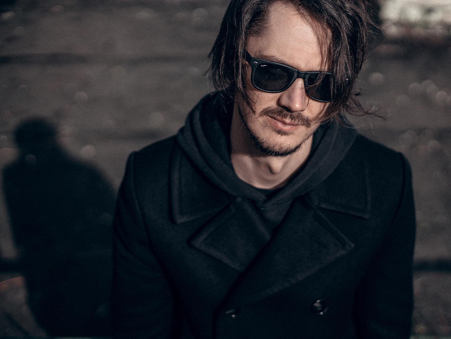 Бывший вокалист группы Dzieciuki создал свой проект и выпустил клип