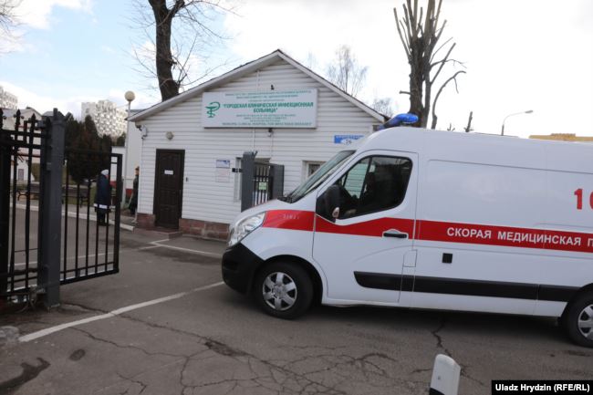 «Нам усё казалі: „Рана — чакайце“». Як у Лідзе ад каранавіруса памёр 36-гадовы мужчына