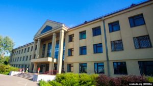 У СШ № 36 Гродна пацвердзілі тры выпадкі каранавірусу. Заняткі не адмянілі