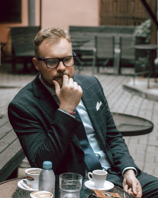 Онлайн-встреча с музыкантом ЛСП Петром Клюевым: как выйти на большую сцену и не потерять друзей, семью и совесть