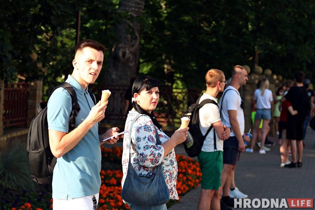 У Гродне прайшла чарговая акцыя салідарнасці: некалькі чалавек затрымалі