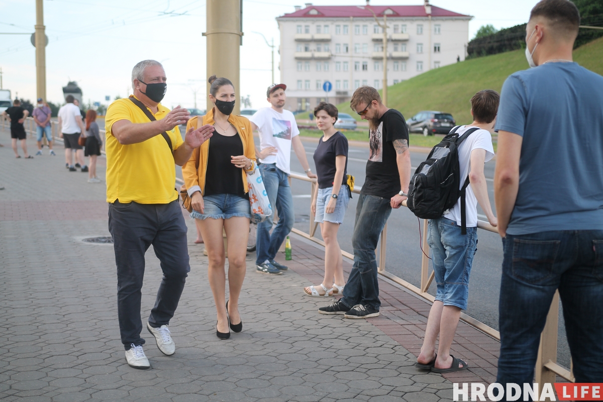 У Гродне адбылася акцыя салідарнасці з затрыманымі