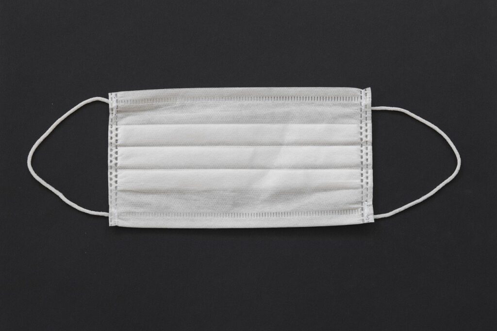 У Беларусі 52 000 выпадкаў каранавіруса. Здаць тэсты для выезду за мяжу цяпер можна ў Гродне