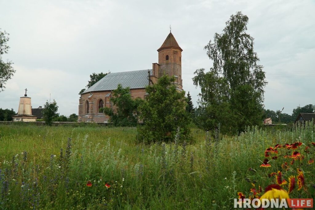 "Схаваная" сінагога, ядро ў сцяне і найвышэйшы млын Беларусі: падарожжа на 12 цікавостак за 1 дзень