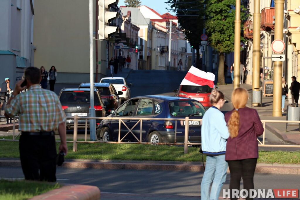 Глядзіце, як у Гродне людзі выйшлі на стыхійную акцыю пратэсту