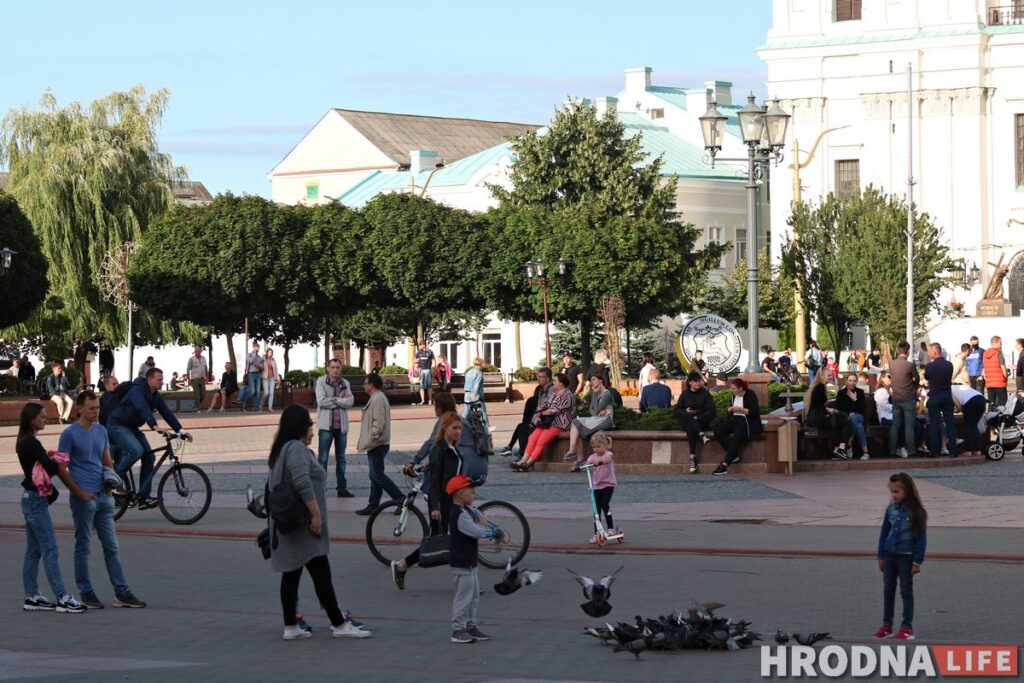 Глядзіце, як у Гродне людзі выйшлі на стыхійную акцыю пратэсту