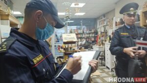 Сцяг з «Цудоўні» канфіскавалі другі раз за дзень. Міліцыя адрэагавала на "скаргі грамадзян"