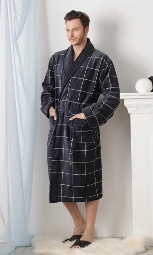 Как правильно выбрать мужской халат для дома?