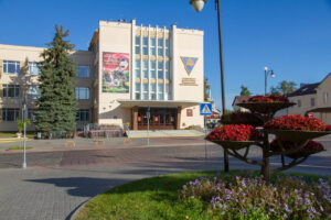 У Гродне затрымалі студэнтаў ГрДУ, якія збіраліся спяваць песні