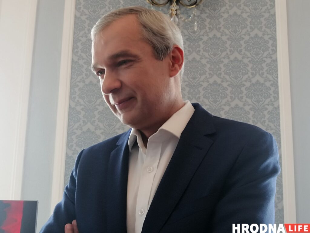 Латушка: можна стварыць альтэрнатыўнае МЗС Беларусі за мяжой Павел Латушка