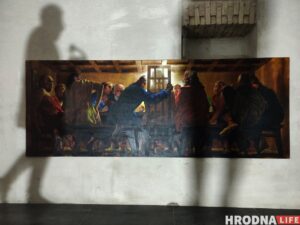 Сяргей Грыневіч адкрыў выставу пра ўнутраную эміграцыю з “неліквіднымі” карцінамі Сяргей Грыневіч 8 рэгіён