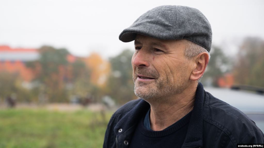 «Здымаеш майткі да калена, два разы прысядаеш». Як прафэсар Краўцэвіч адседзеў у ізалятары «Здымаеш майткі да калена, два разы прысядаеш». Як прафэсар Краўцэвіч адседзеў у ізалятары