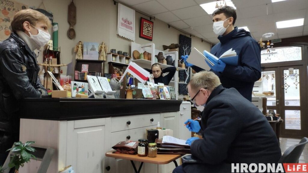 Пришли с проверкой. Что происходит в заведениях Гродно, которые не работали 26 октября