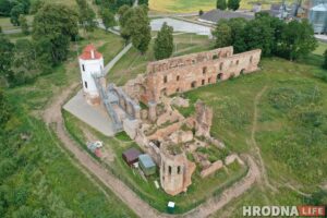 «Ивье-де-Жанейро», Трабы и Гольшаны. Где увидеть самую старую мечеть и самое литературное привидение Гродненщины